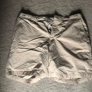 Columbia Shorts - Columbia Khaki Shorts Columbia Shorts - Columbia Khaki Shorts